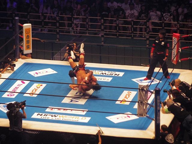 聖地巡礼 新日本プロレス道場 Cafe De Shrimp